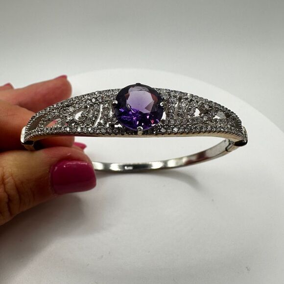 Gem Collections Jewelry - NWOT 4.91 genuine amethyst and cz clamper bracelet in sterling silver!